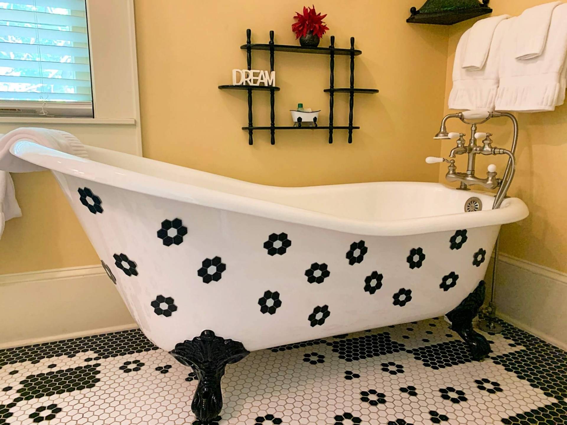 Whimsical slipper claw foot tub 